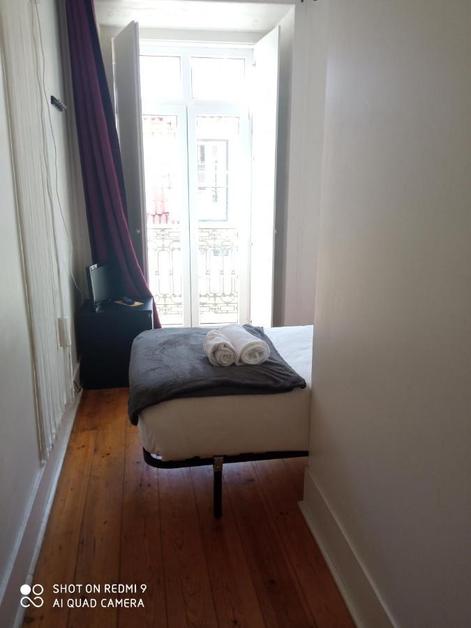 Chiado Happy Rooms Лиссабон Экстерьер фото